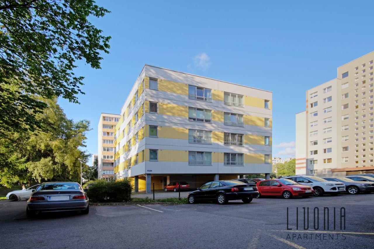Sunny Studio With Parking, Self-Check-In & Wi-Fi Tallinn Eksteriør billede
