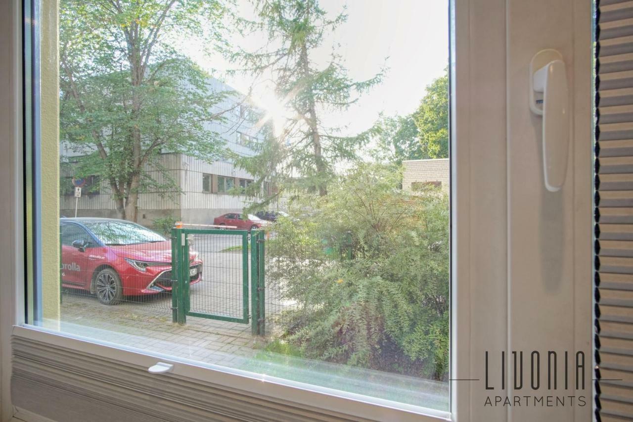 Sunny Studio With Parking, Self-Check-In & Wi-Fi Tallinn Eksteriør billede